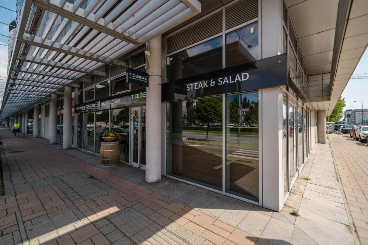Comfy Condo On The 20Th Floor & Free Parking Bratislava Extérieur photo