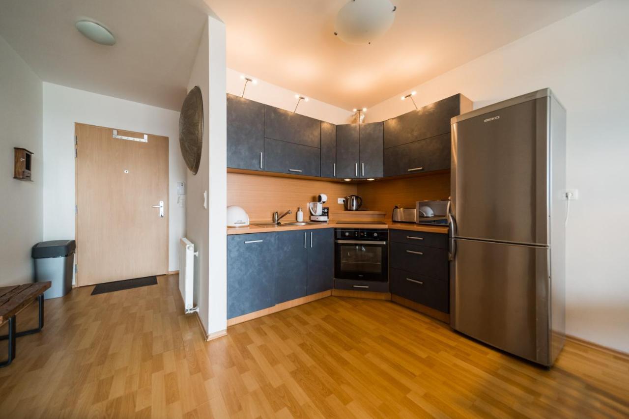 Comfy Condo On The 20Th Floor & Free Parking Bratislava Extérieur photo